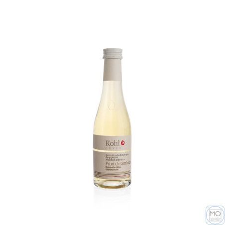 Apple juice with elderflower